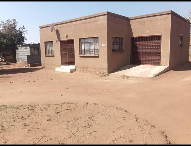 2 BEDROOM HOUSE FOR SALE IN MANKWENG